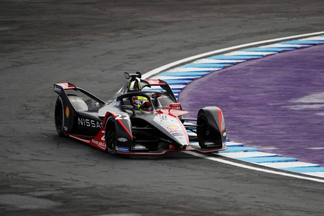 Oliver Rowland, który przechodzi do Mahindra Racing, dotychczas występował w barwach Nissan e.dams źródło: FIA FormulaE