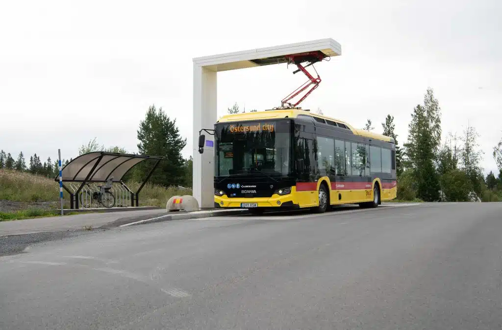 Ładowanie elektrycznego autobusu Scania