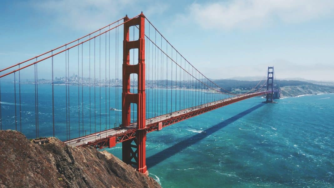 Widok na Golden Gate Bridge w Kalifornii