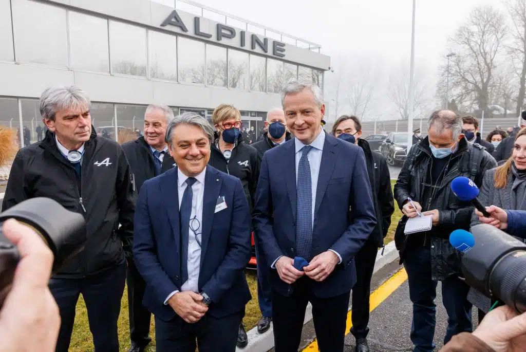Uroczystość ogłoszenia producji Alpine GT X-Over w fabryce w Dieppe           