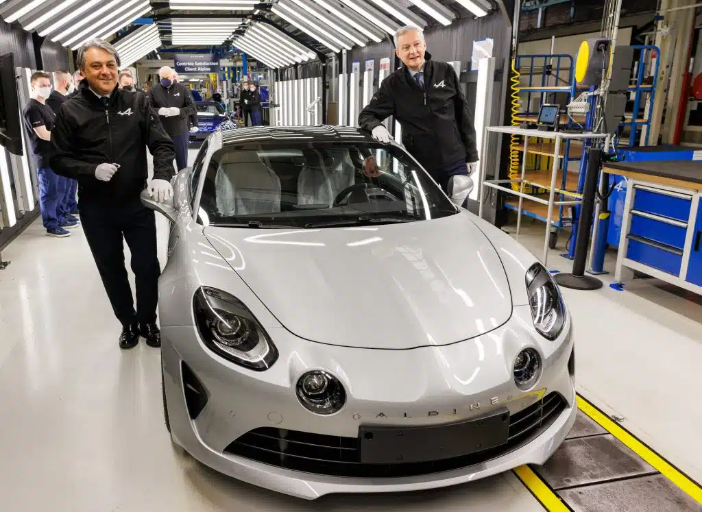 Uroczystość ogłoszenia producji Alpine GT X-Over w fabryce w Dieppe  