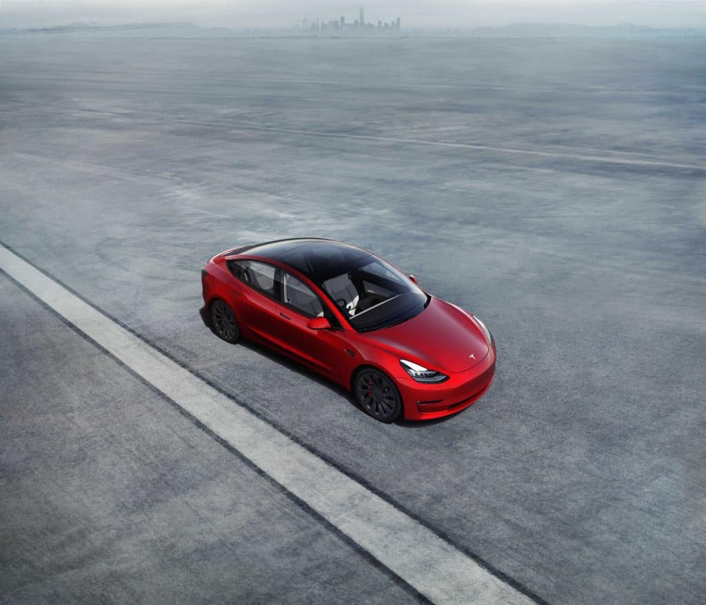 Samochód Tesla Model 3