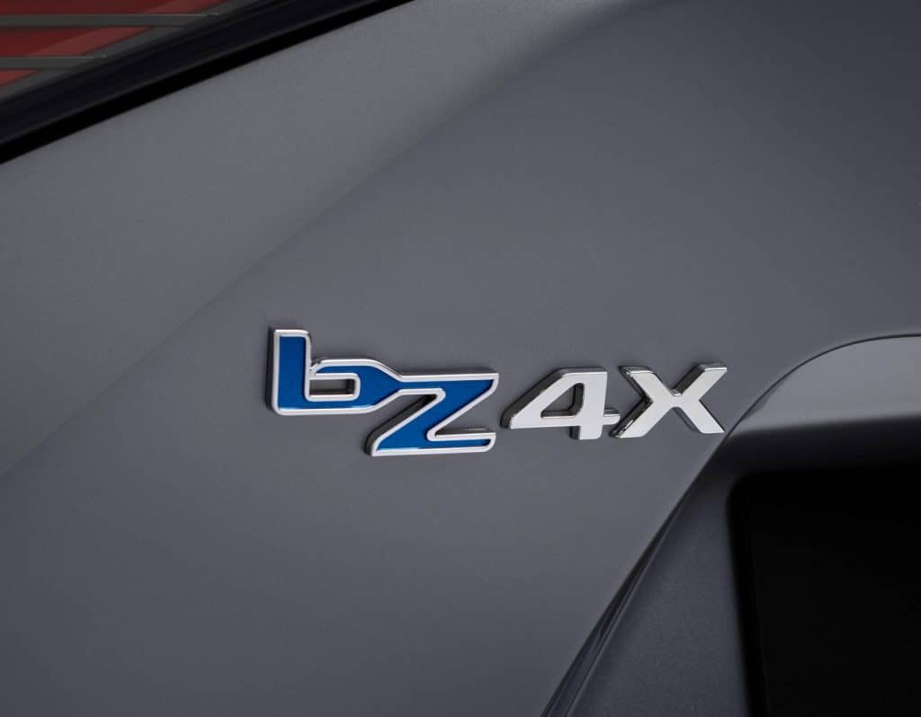 Elektryczna Toyota bZ4X