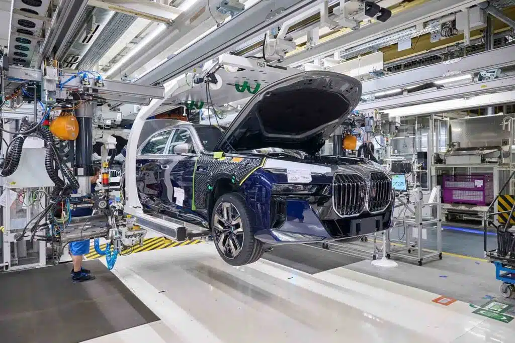 Produkcja BMW i7 w fabryce w Dingdolfing