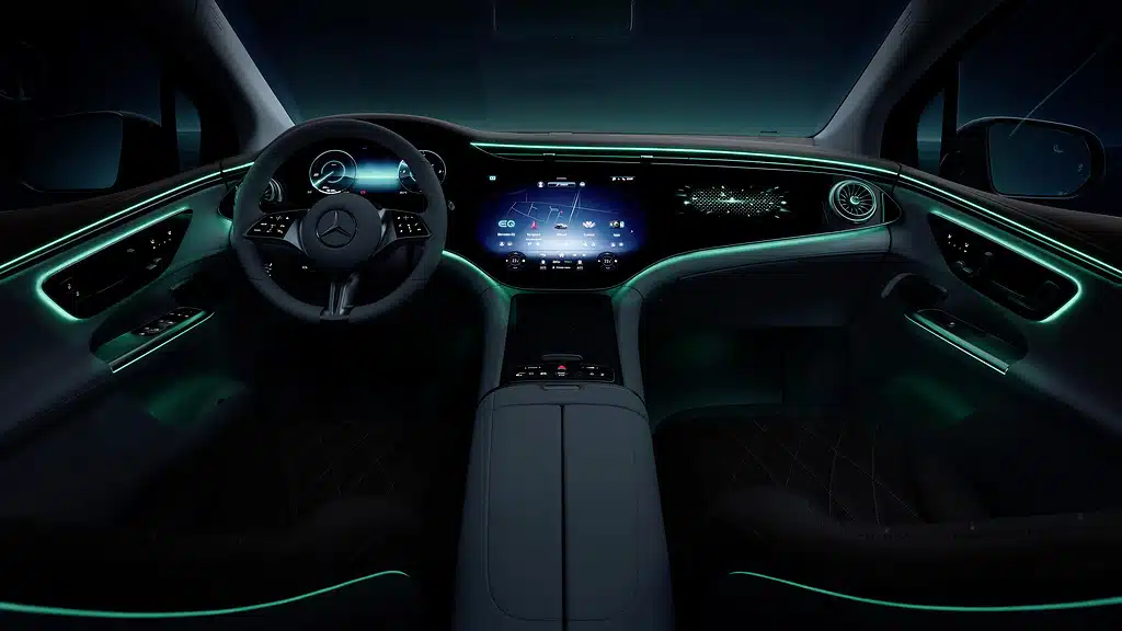 Wnętrze elektrycznego Mercedesa EQE SUV