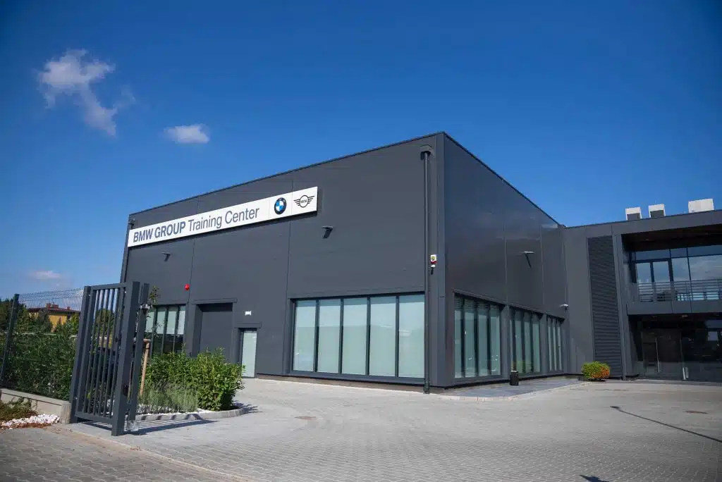 Centrum Szkoleniowe BMW w Jawczycach