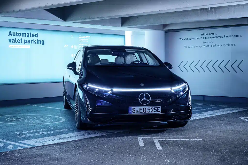 System parkowania bez kierowcy Mercedes-Benz i Bosch dopuszczony do użytku komercyjnego