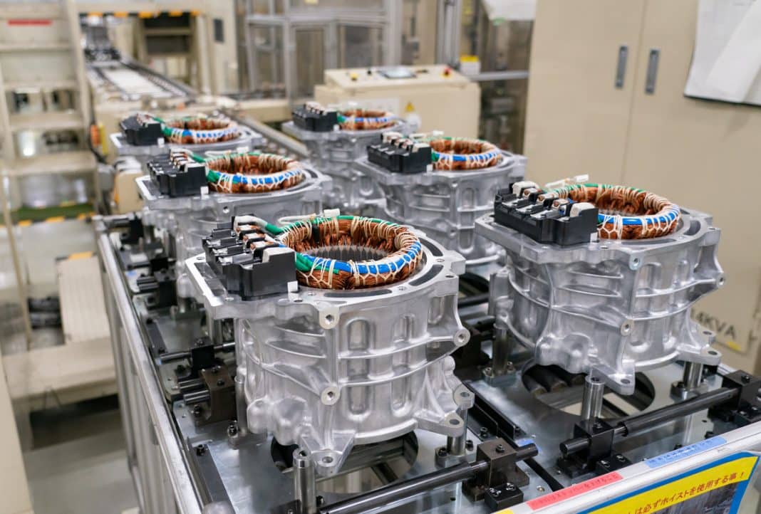 Nissan zaprezentował nową strategię rozwoju zelektryfikowanych układów napędowych, którą nazwał „X-in-1
