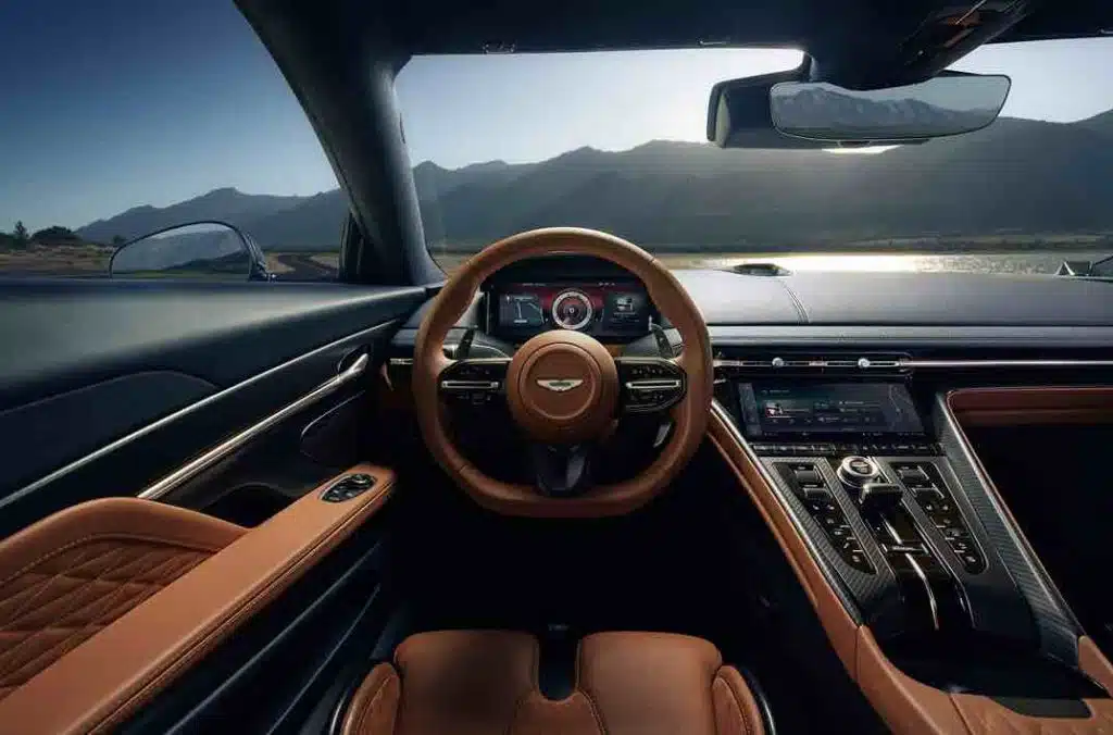 Wnętrze Aston Martina DB12